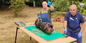 Lire la suite à propos de l’article Journée Cochon grillé pour Bourg-des-Comptes
