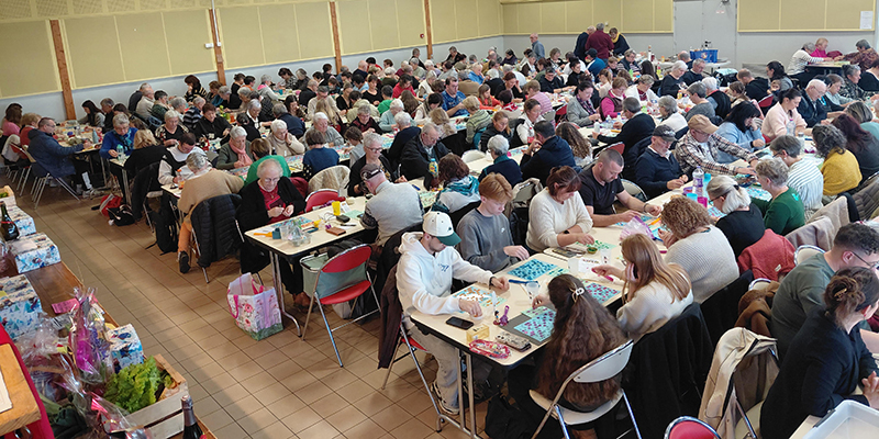 Loto à Bourg-des-Comptes, retour en images